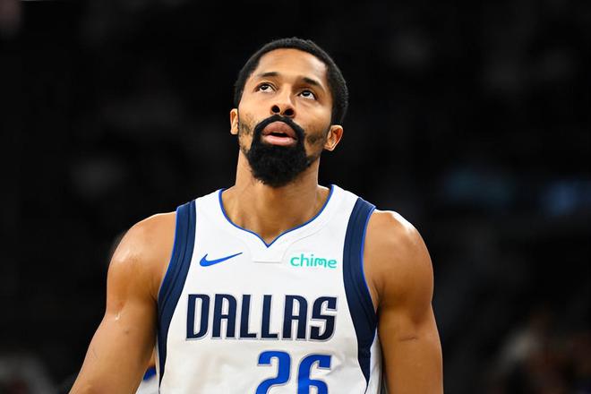 澳客平台-包含独行侠队老将经验丰富，带领球队取胜的词条