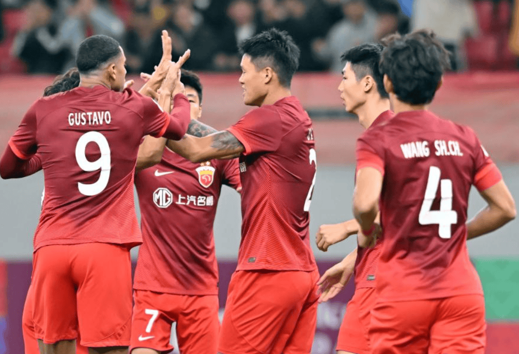 惊心动魄对抗中球队成功击败对手 惊心动魄对抗中球队成功击败对手