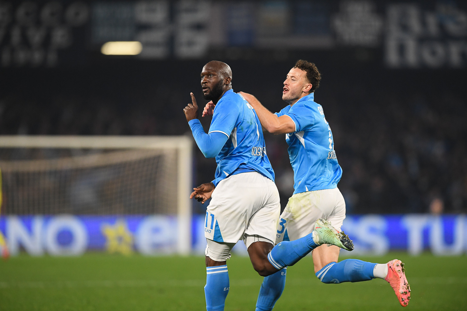 澳客官方登录入口-关于罗马城连克对手，那不勒斯球员状态神勇的信息