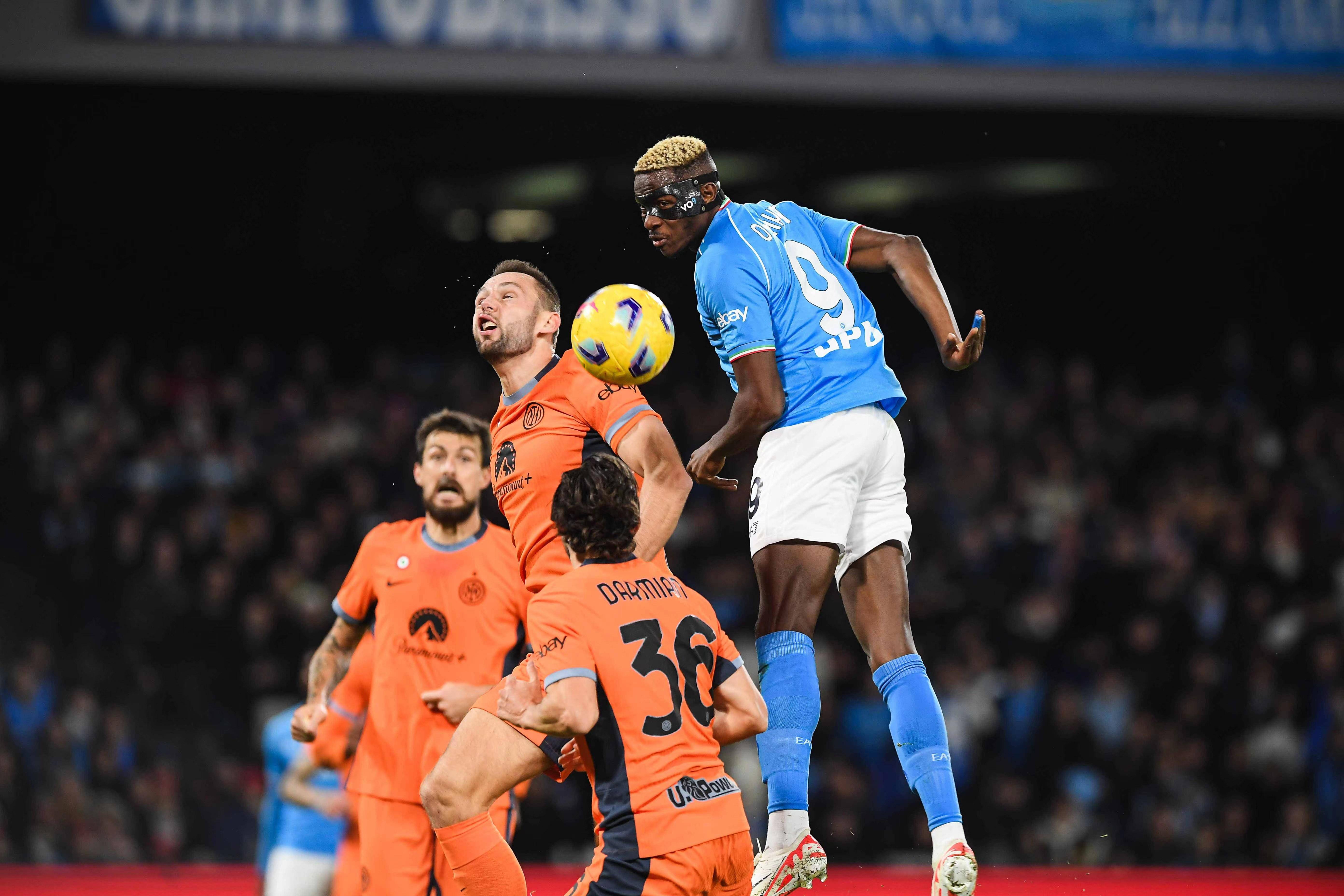 关于罗马城连克对手,那不勒斯球员状态神勇的信息 关于罗马城连克对手,那不勒斯球员状态神勇的信息