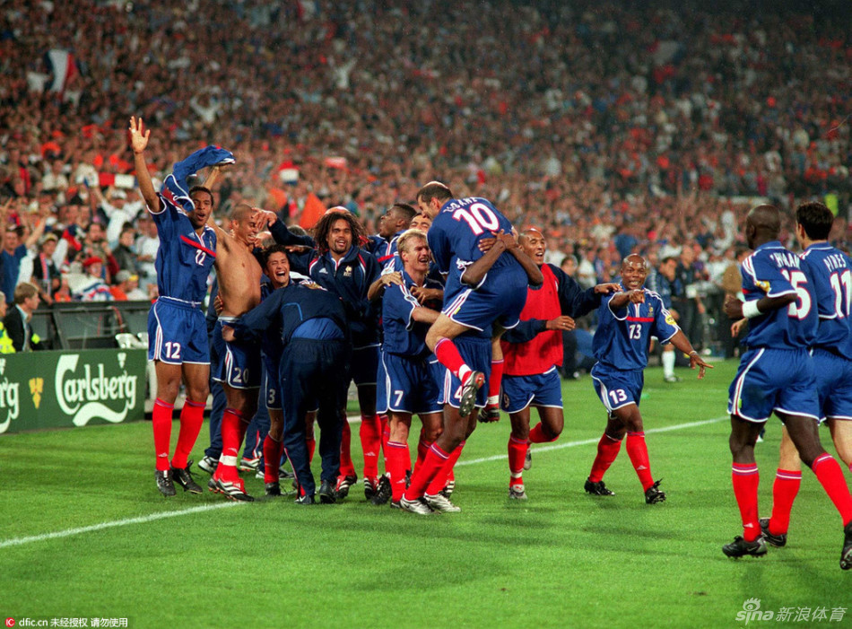 黑山小胜拉脱维亚挺进欧锦赛四强 黑山小胜拉脱维亚挺进欧锦赛四强