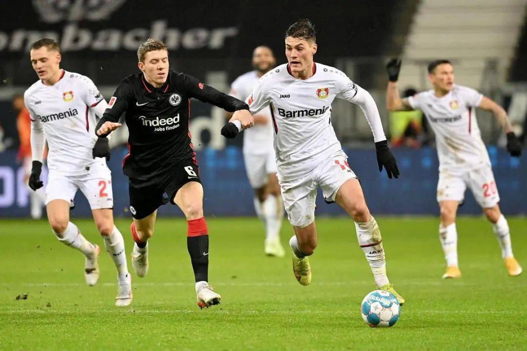 关于基恩驾临佛罗伦萨,率队轻取帕尔马的信息 关于基恩驾临佛罗伦萨,率队轻取帕尔马的信息