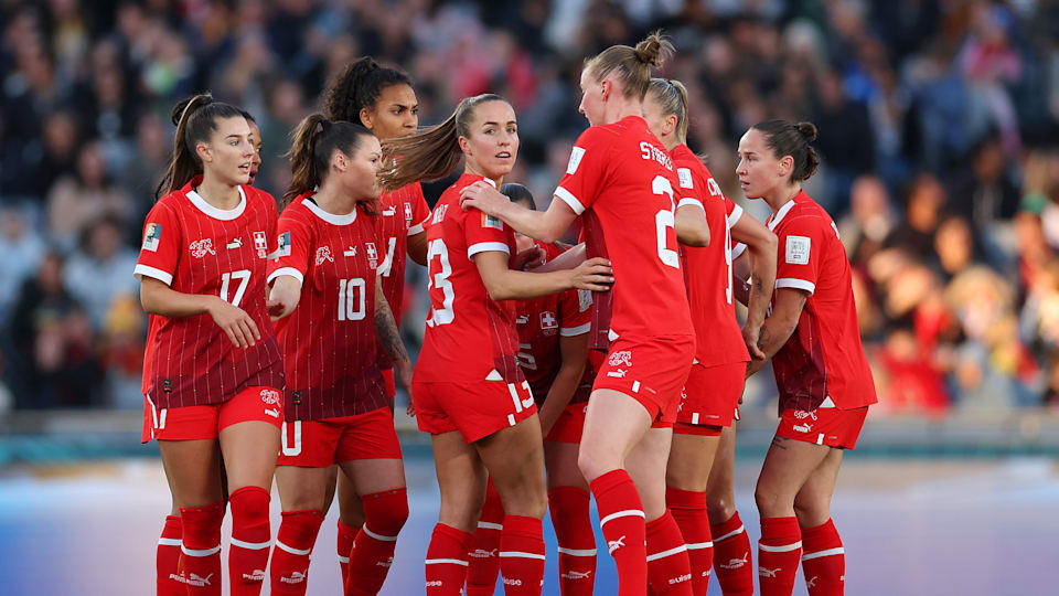 包含瑞士队在欧预赛中战胜对手,实力不容小视的词条 包含瑞士队在欧预赛中战胜对手,实力不容小视的词条