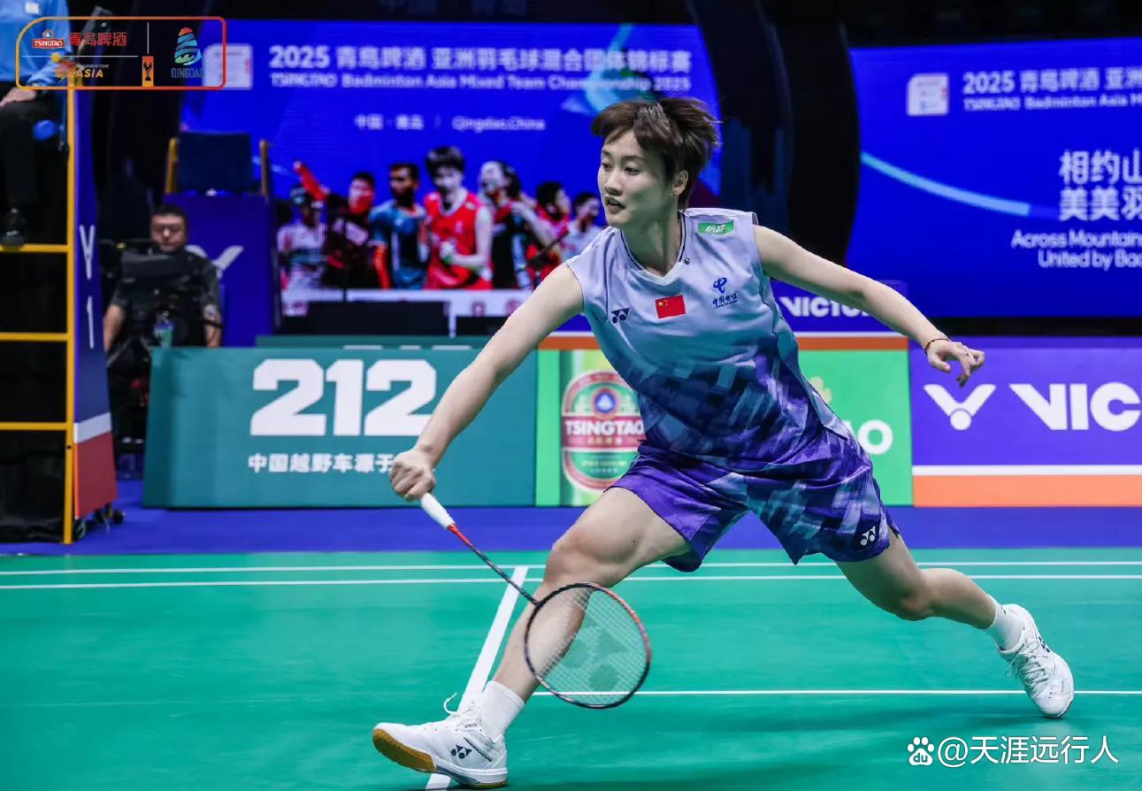 澳客登录-卢森堡选手与搭档携手获得羽毛球比赛冠军