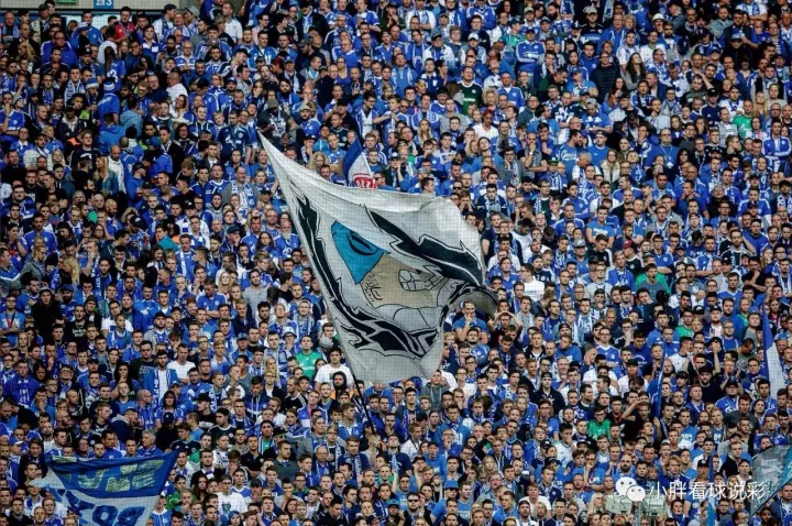 积分榜攀升:沙尔克主场迎战美因茨的简单介绍 积分榜攀升:沙尔克主场迎战美因茨的简单介绍