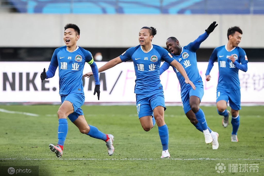 河南建业俱乐部在关键一战中希望能够逆转局势 河南建业俱乐部在关键一战中希望能够逆转局势