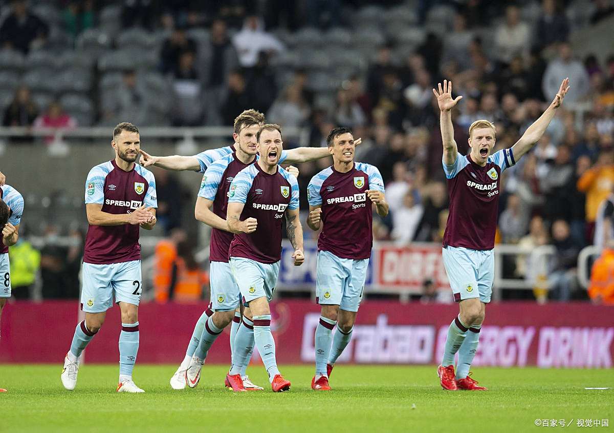 西汉姆联期待主场大捷,斯旺西挑战不容小觑的简单介绍 西汉姆联期待主场大捷,斯旺西挑战不容小觑的简单介绍