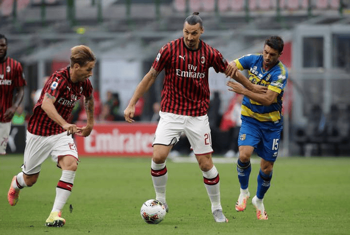 实力战胜国际米兰,罗马豪取关键胜利朝前进方向前行 实力战胜国际米兰,罗马豪取关键胜利朝前进方向前行