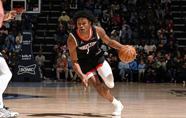 火箭队门将受伤,球队防守岌岌可危 火箭队门将受伤,球队防守岌岌可危