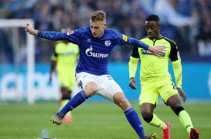 沙尔克04主场遭遇不利,连胜终结的简单介绍 沙尔克04主场遭遇不利,连胜终结的简单介绍